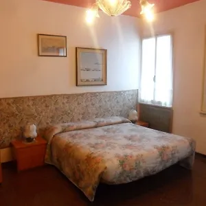 https://hotel-locanda-ca-foscari.hotelinveneto.com